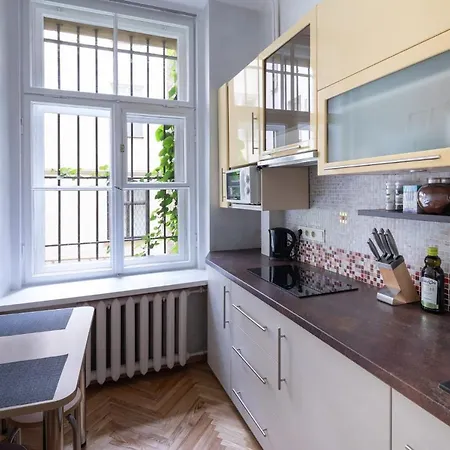 Dzīvoklis Old Historical One Bedroom