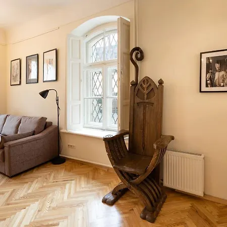 Apartment Old Historical One Bedroom
