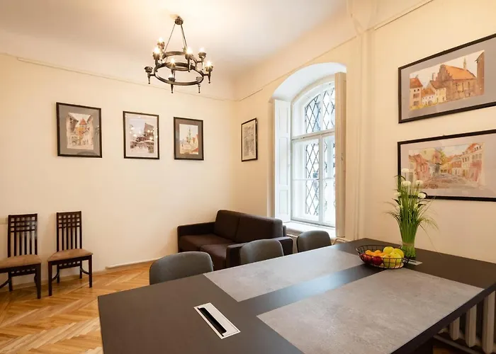 Апартаменты Old Historical One Bedroom