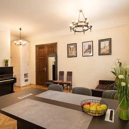 Appartamento Old Historical One Bedroom Riga
